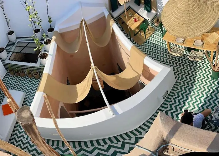 Magnifique Riad Prive 3 Chambres, Terrasse Sur Le Toit A Marrakech Au Coeur De La Medina